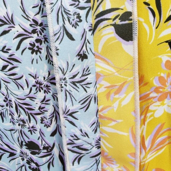 CAbi Golden Glow Split Blouse, Size M Style #5547 - Picture 4 of 6